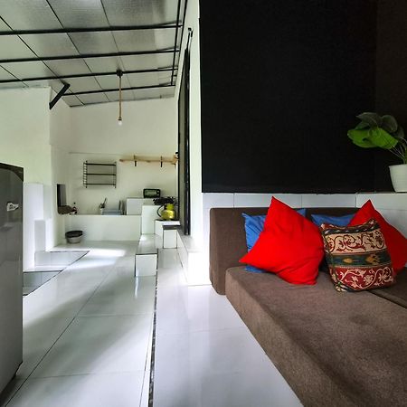 Hotel The Paica Denpasar Zewnętrze zdjęcie